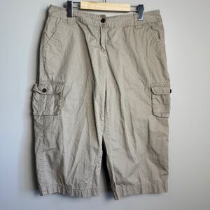 Cabelas Casuals Womens Cargo Capris Tan Size 14 Outdoor Hiking Utility Gorpcore